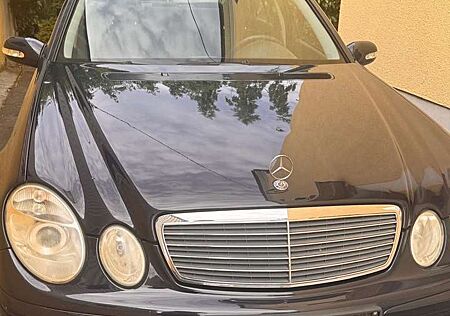 Mercedes-Benz E 200 CDI Classic