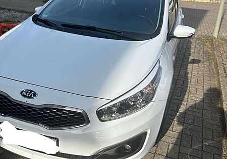 Kia Cee'd Ceed / 1.4 CVVT Edition 7