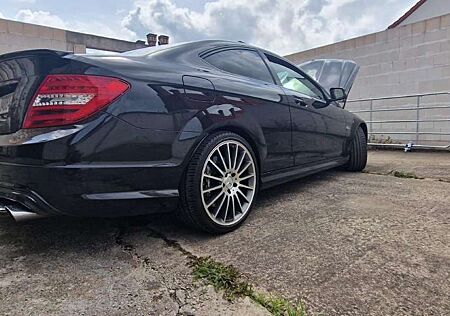 Mercedes-Benz C 63 AMG W204