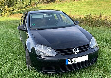 VW Golf Volkswagen 1.6 FSI