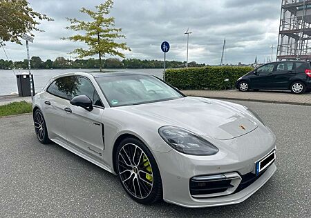 Porsche Panamera Sport Turismo 4 S E-Hybrid