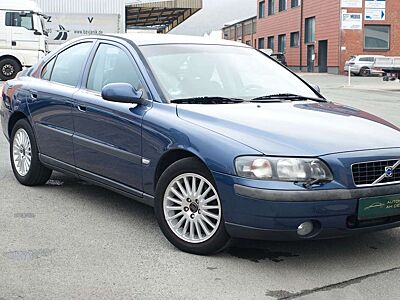 Volvo S60 Lim. 2.4*AUTOMATIK*KLIMA*SHZ*TEMPOMAT*TÜV+SE