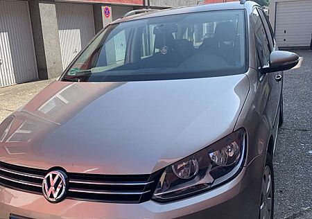 VW Touran Volkswagen Trendline 1,4 TSI Panorama Dach