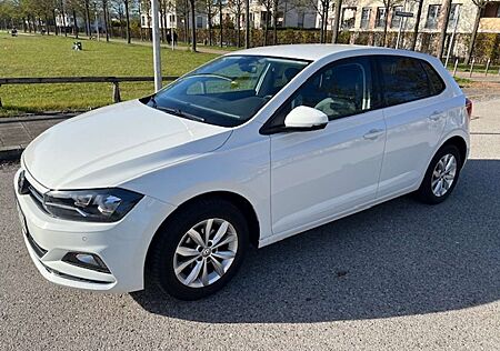 VW Polo Volkswagen 1.0 TSI Highline