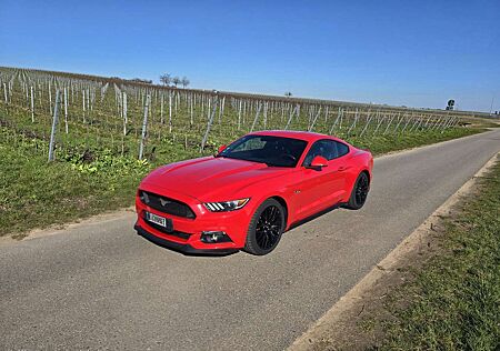 Ford Mustang 5.0 Ti-VCT V8 GT