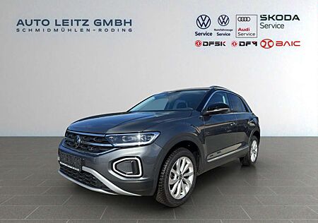 VW T-Roc Volkswagen 1.5 TSI DSG Style AHK ACC Navi LED VC LM17