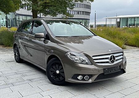 Mercedes-Benz B 180 *NAVI*Automatik*1Hand*Klima*