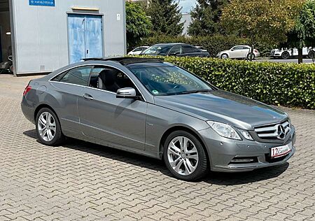 Mercedes-Benz E 250 CGI Coupe Garantie* Automatik* TÜV Neu*