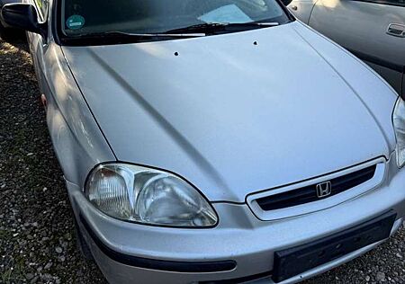 Honda Civic 1.4i