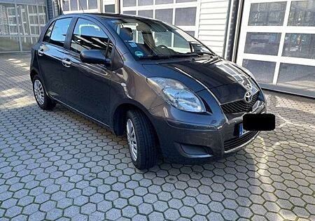 Toyota Yaris +1.0+VVT-i+Cool