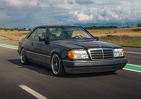 Mercedes-Benz CE 300 CE-24