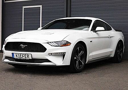 Ford Mustang 2.3 EcoBoost/WIFI/KAMERA/LED/TTW/BTH/R18