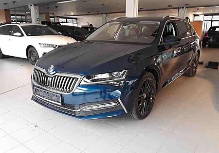 Skoda Superb L&K 2.0 TDI*VIRTU*4x4*APP-CAR*MATRIX*AHK*