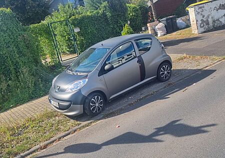 Peugeot 107 +70+Filou