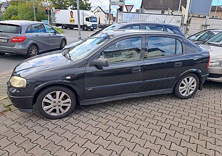 Opel Astra * Tüv 02/2026 *