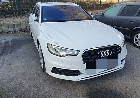 Audi A6 Avant 3.0 TDI DPF quattro S tronic Sline