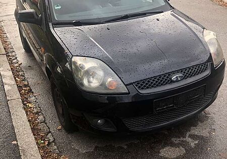 Ford Fiesta 1.3 Ambiente