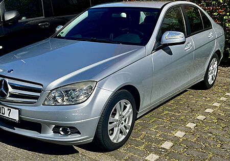 Mercedes-Benz C 180 Top gepflegt, lückenlos gewartet! BEI MERCEDES