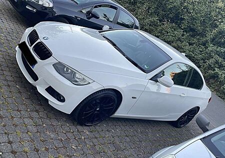BMW 320 BMW 320d Coupé – 184 PS – Automatik – Sportpaket –