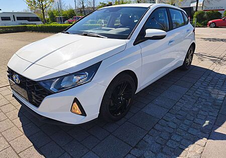 Hyundai i20 1.0 T-GDI Select 100 PS/Sitz+Lenkradhzg/40Tkm