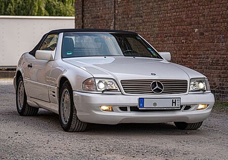Mercedes-Benz SL 500 AMG Styling II Optik, H-Kennzeichen, Inspekt. neu