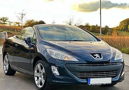 Peugeot 308 Cabrio Diesel 140PS Premium Original NEUE Service