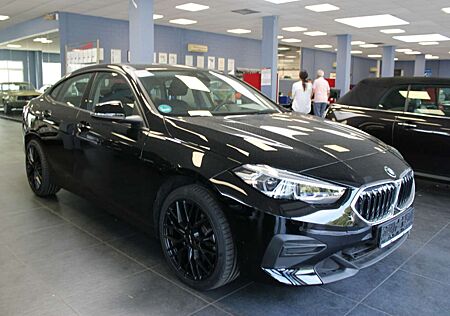 BMW 218 Aut. Advantage