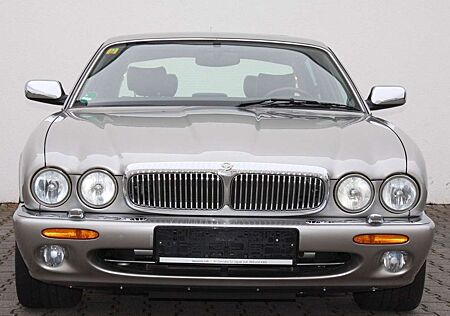 Jaguar Daimler V8 Langversion 3 Jahre Garantie