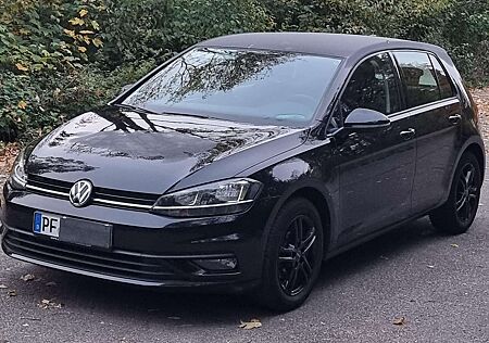 VW Golf Volkswagen 1.0 TSI OPF Trendline