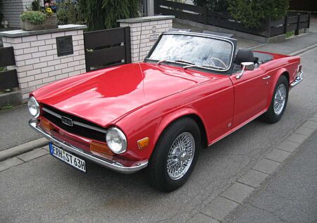Triumph TR6