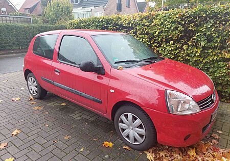 Renault Clio gebraucht kaufen Renault Clio Campus Je t'aime