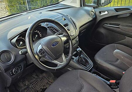 Ford Transit Courier 1.0