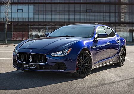 Maserati Ghibli 3.0 V6 S Q4/409PS/Klappenauspuff/H&K/
