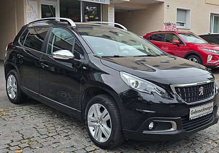 Peugeot 2008 Style/2. Hand/Panorama/Klima/PDC/Tempomat/Sitzheiz