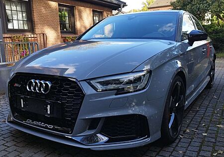 Audi RS3 Limousine S tronic Ohne OPF!!!