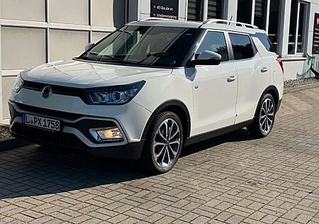 SsangYong XLV Crystal 4x2