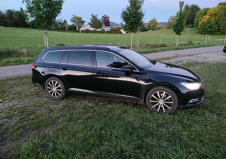 VW Passat Variant Volkswagen 2.0 TDI SCR DSG Comfortline