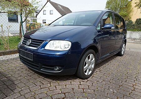 VW Touran Volkswagen 2.0 TDI Highline/7Sitzer/Tempomat/SHZ/ALU