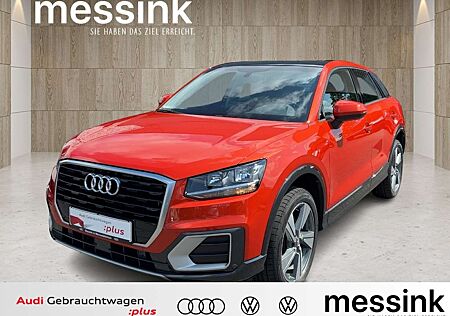 Audi Q2 design*PanoDach*Navi*Tempomat*PDC*