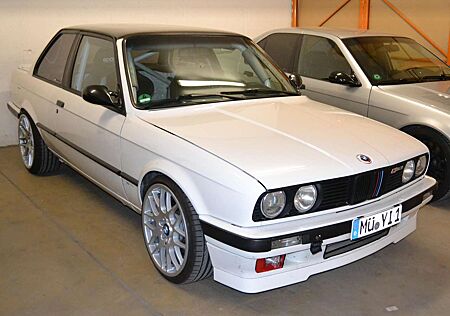 BMW 325 B58 Bi-Turbo mit 6-Gang