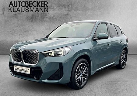 BMW iX1 gebraucht kaufen BMW iX1 xDRIVE30 M SPORT AHK LC PROF NAVI HuD KAMERA 360°