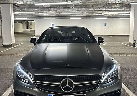 Mercedes-Benz C 63 AMG Coupe S Speedshift 7G-MCT Vollausstattung