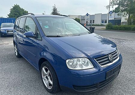 VW Touran Volkswagen Goal