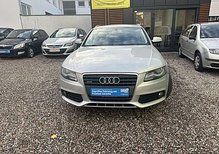 Audi A4 Attraction quattro**MIT TÜV**AHK**PDC***ALU*