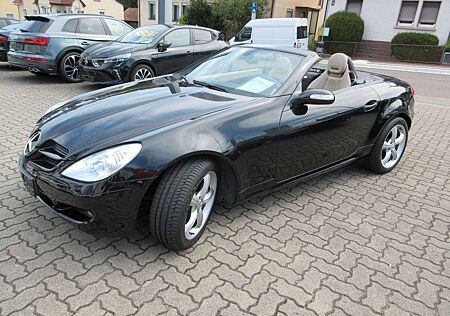 Mercedes-Benz SLK 350 /Bi-Xenon/Airscarf/Leder/Navigation/Sitzh