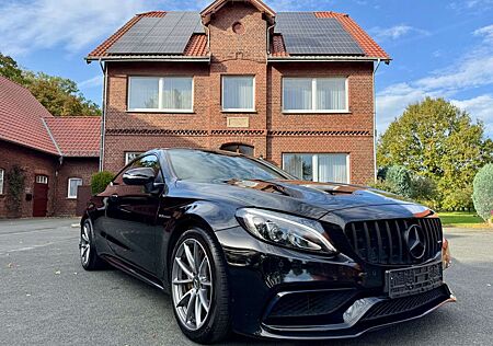 Mercedes-Benz C 63 AMG Coupe *aus 1. Hand*