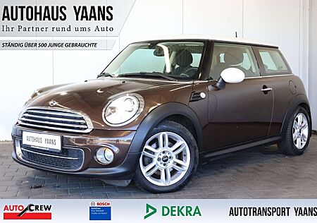 Mini Cooper D Chili AUT. NAVI+XEN+KEY+PANOAUT