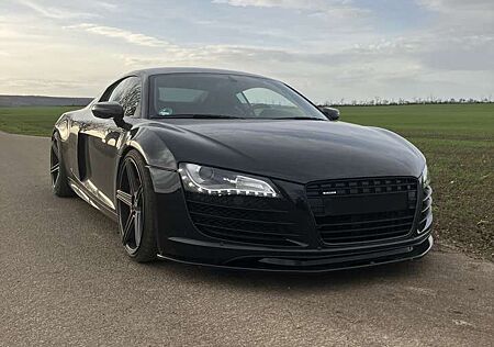 Audi R8 4.2 FSI quattro