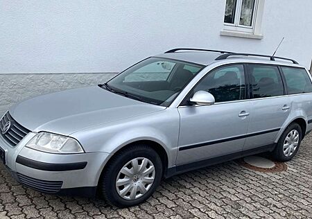 VW Passat Variant Volkswagen 2.0 Comfortline Family Klima*SHZ