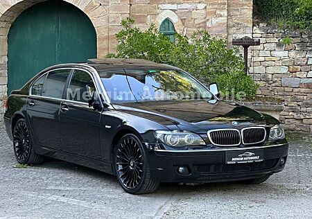 BMW 740 iL V8 Chauffeur Paket/Massagesitze/Tv/21 Zoll